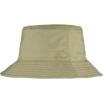 Pălărie reversibilă